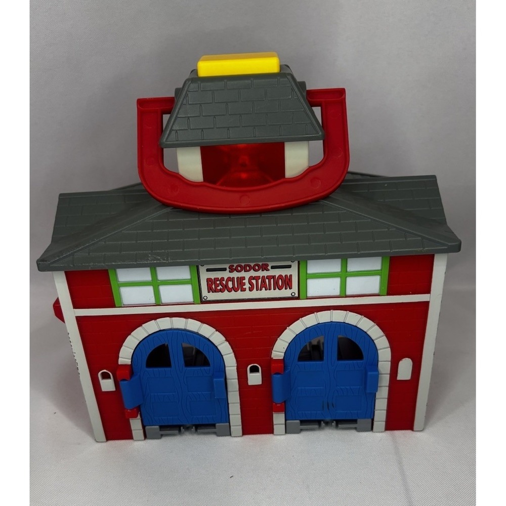 Thomas & Friends Take Along Sodor Drawbridge, Rescue Station, Wellsworth Station - Picture 4 of 11
